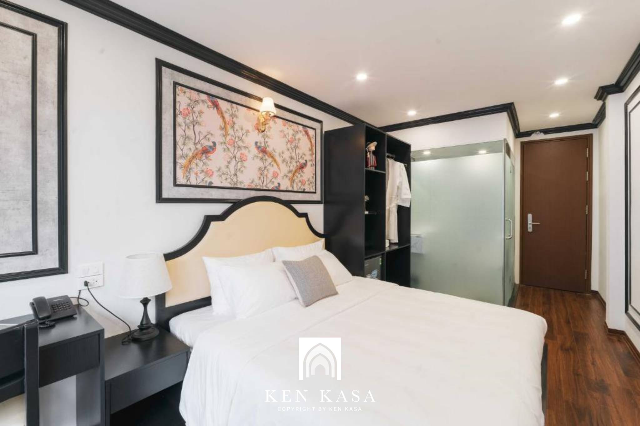 Mẫu ph&ograve;ng standard đẹp Charming Moon hotel 